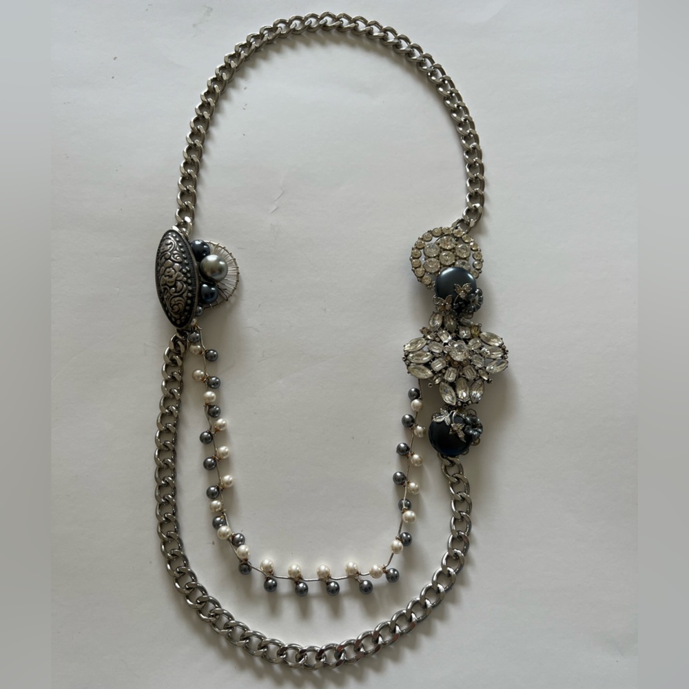 Silver Crystal Vintage Necklace